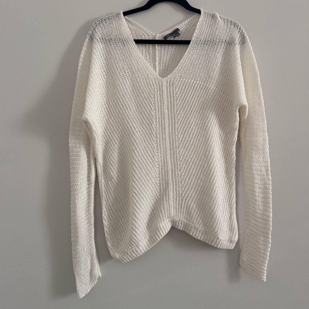 Vince White 100% Linen V-Neck Sweater